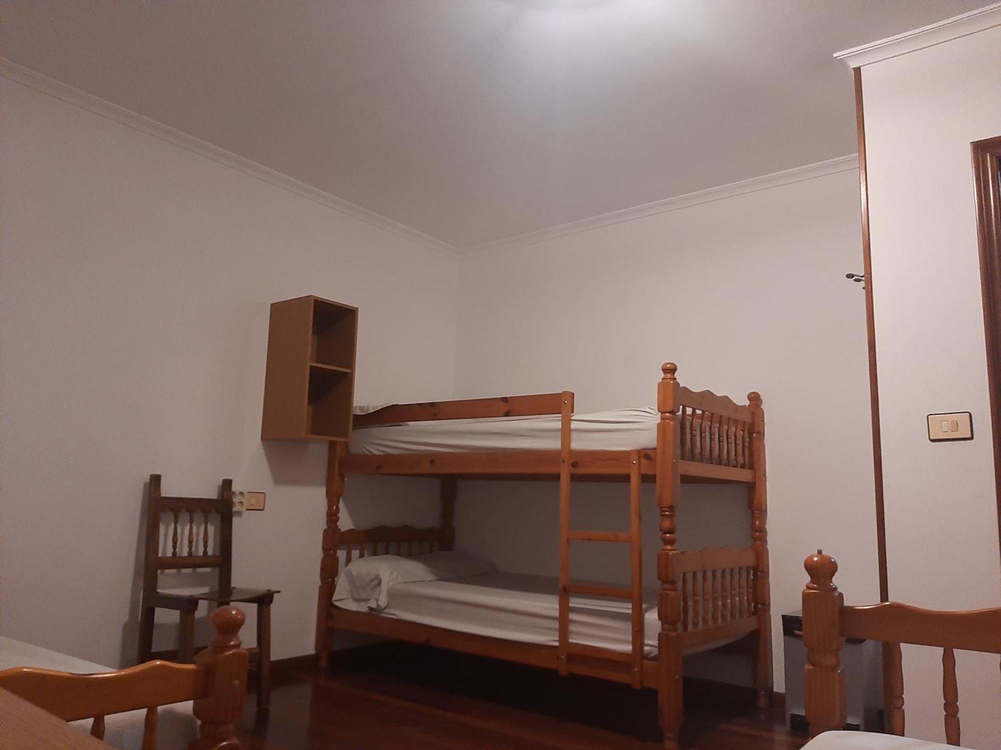 Albergue Berce Do Camino Tríacastela Buitenkant foto